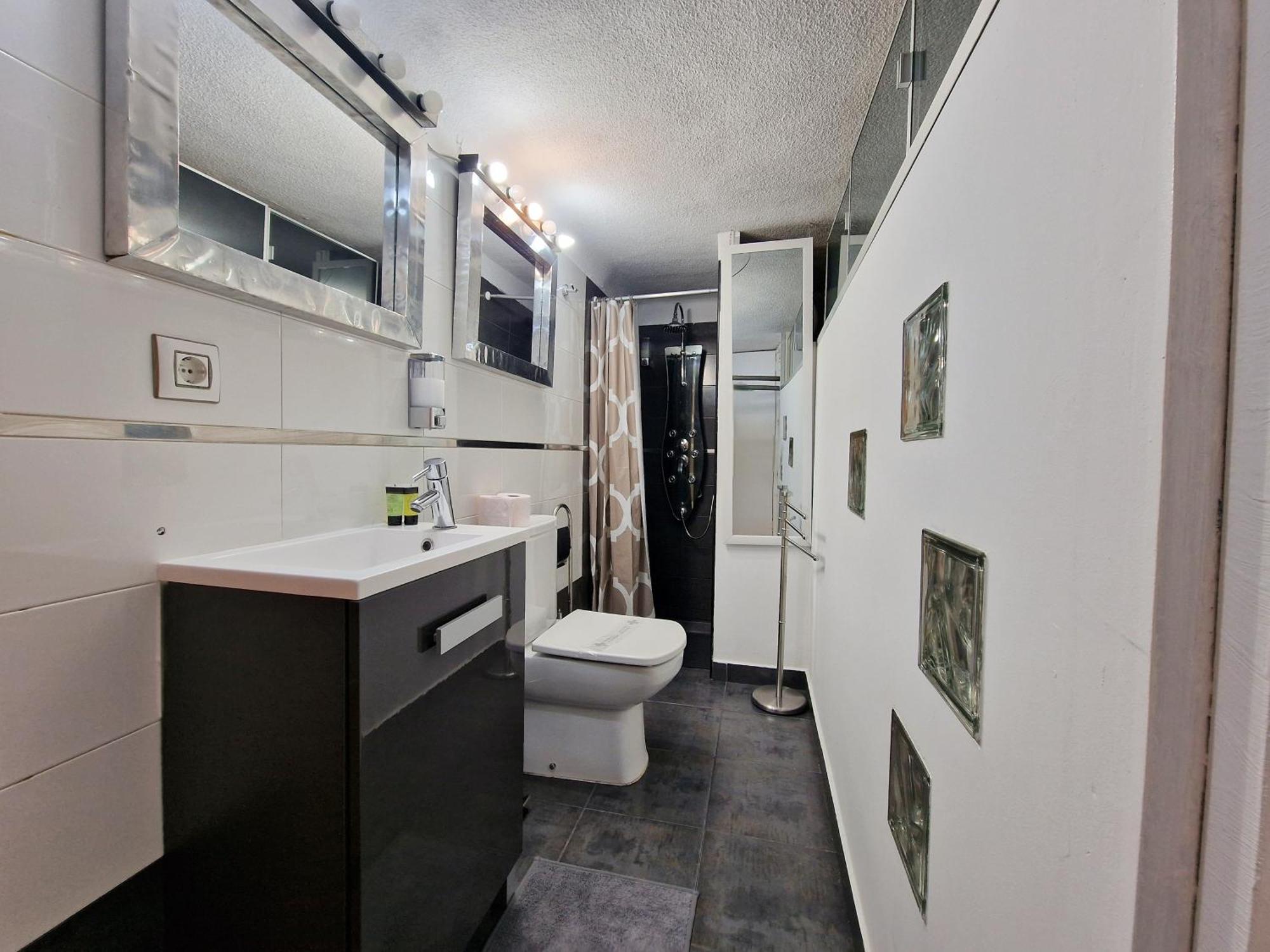 Menendez Pelayo, Loft Junto Al Retiro Appartement Madrid Buitenkant foto